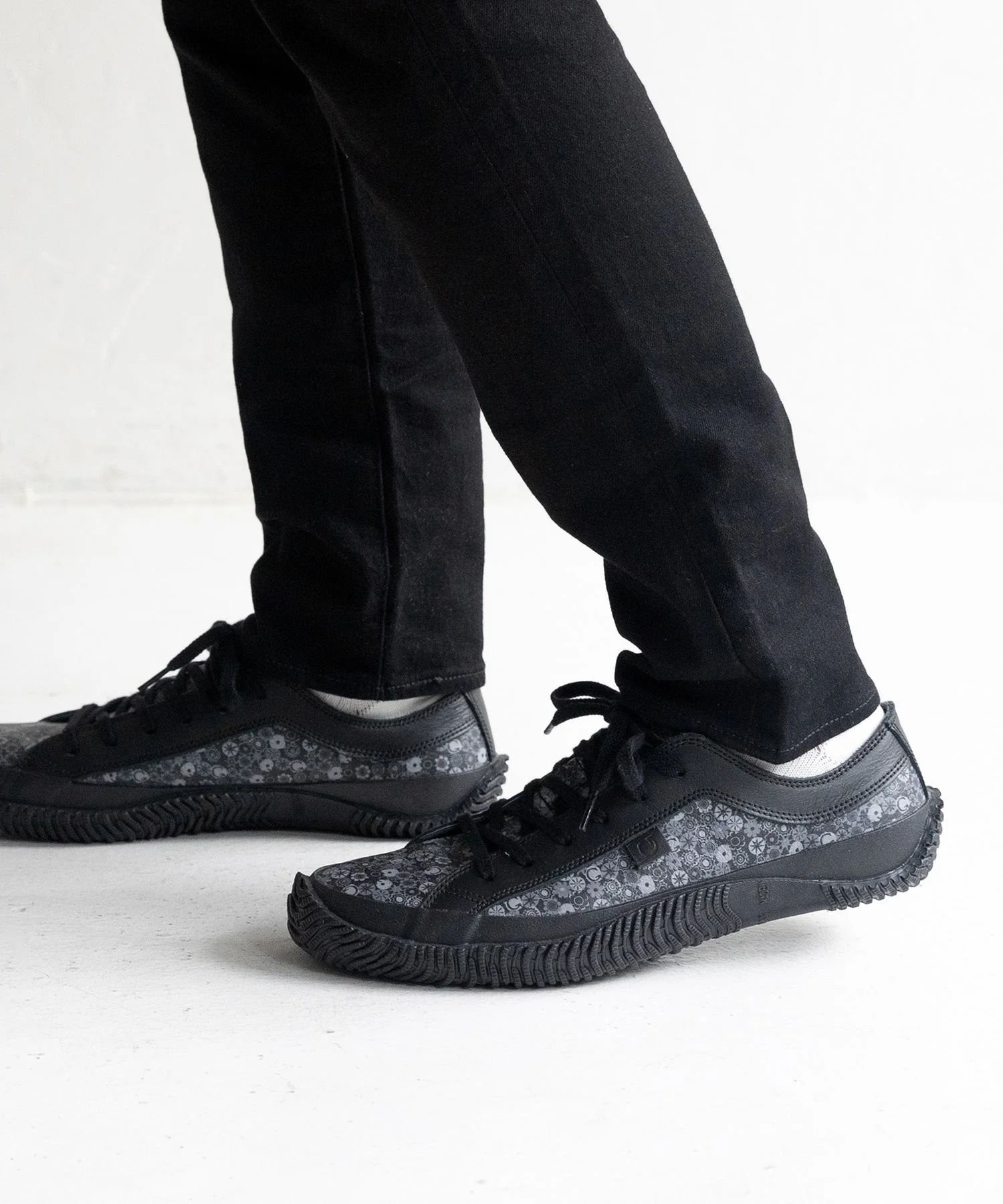 SP-1040 Black - Image 10