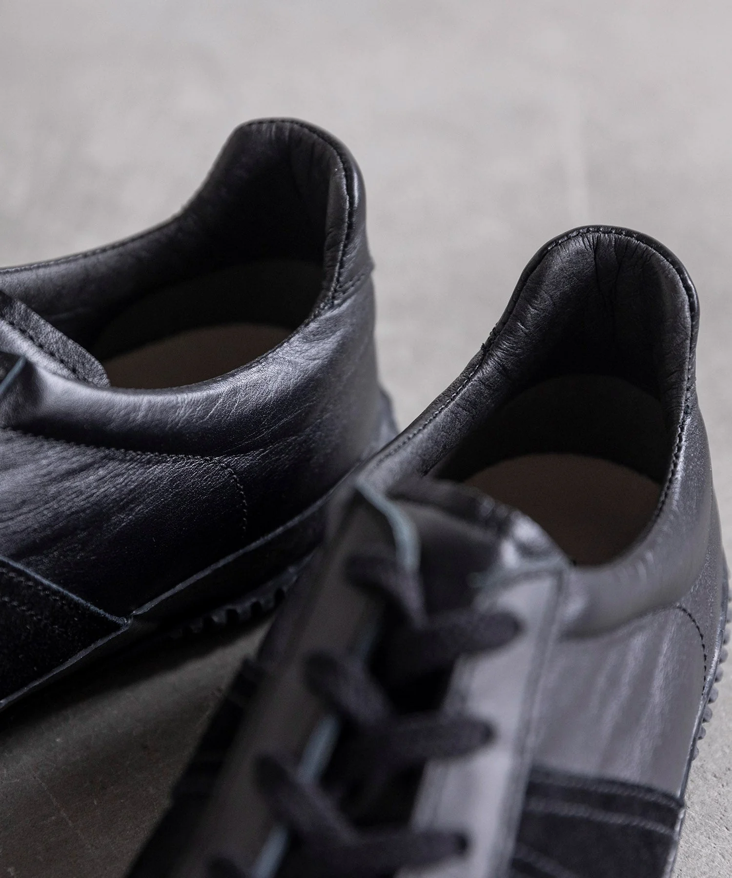 SP-1047 Black - Image 9