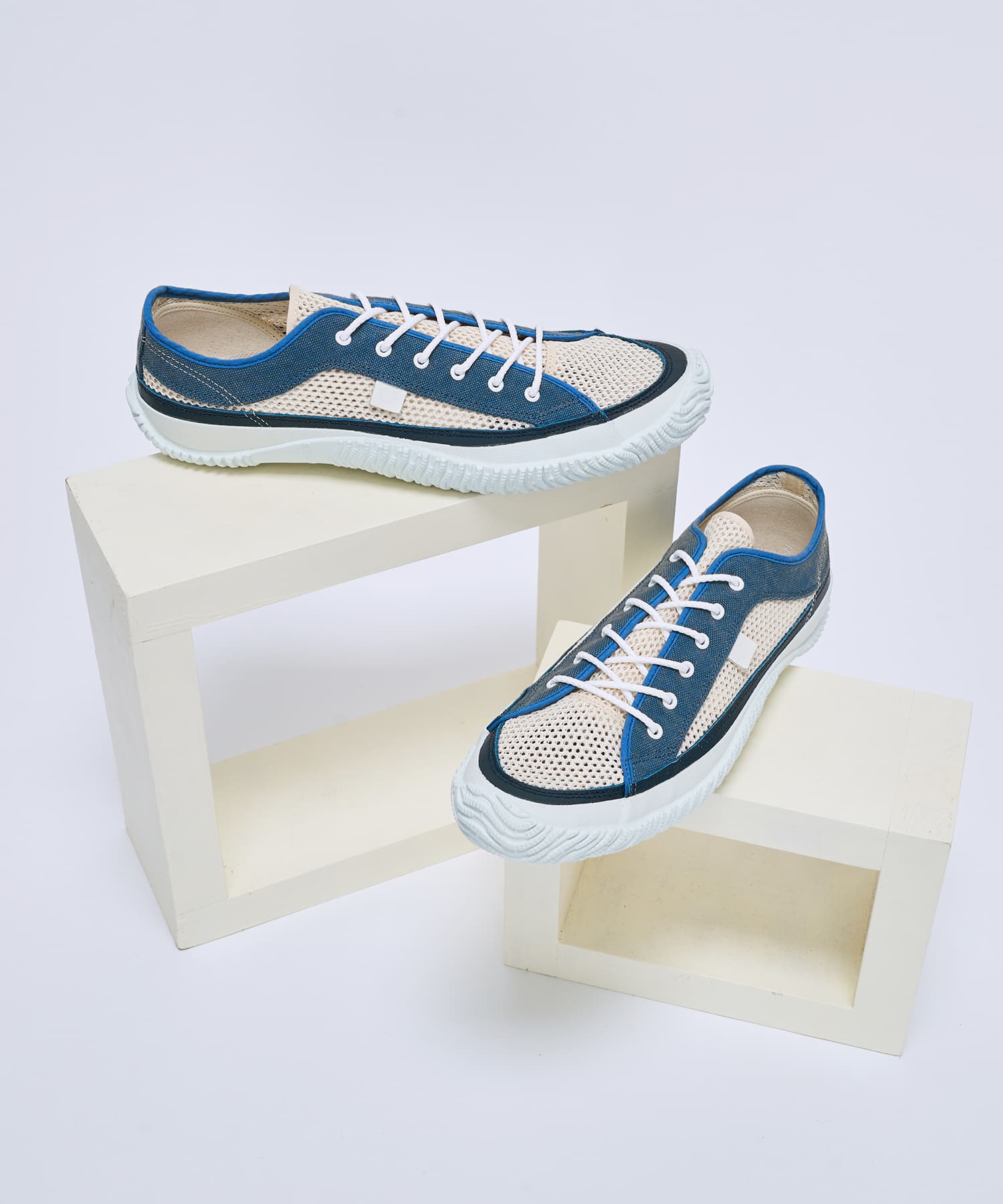 SP-1073 White/Navy - Image 7