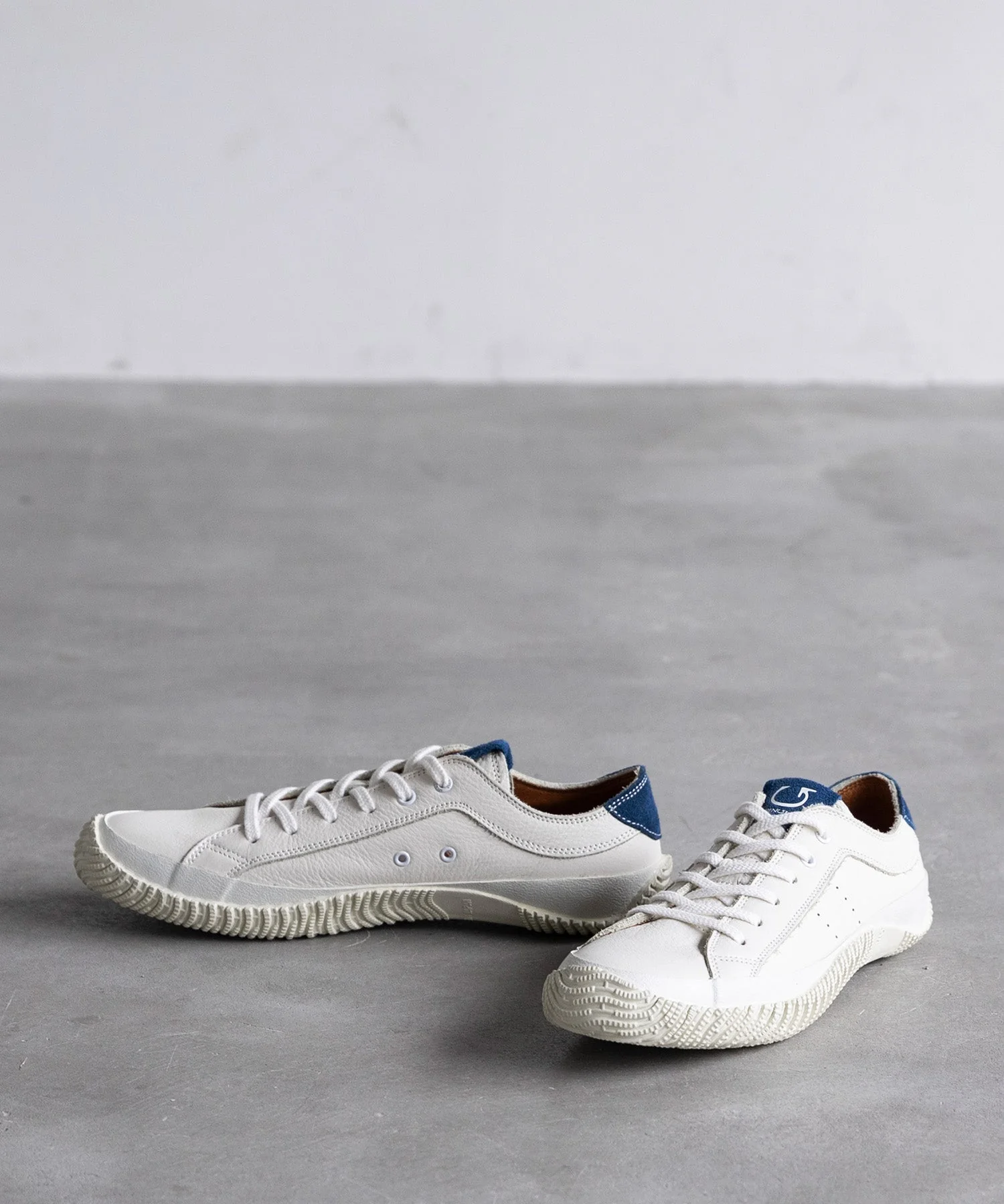 SP-107IL White/Navy - Image 7
