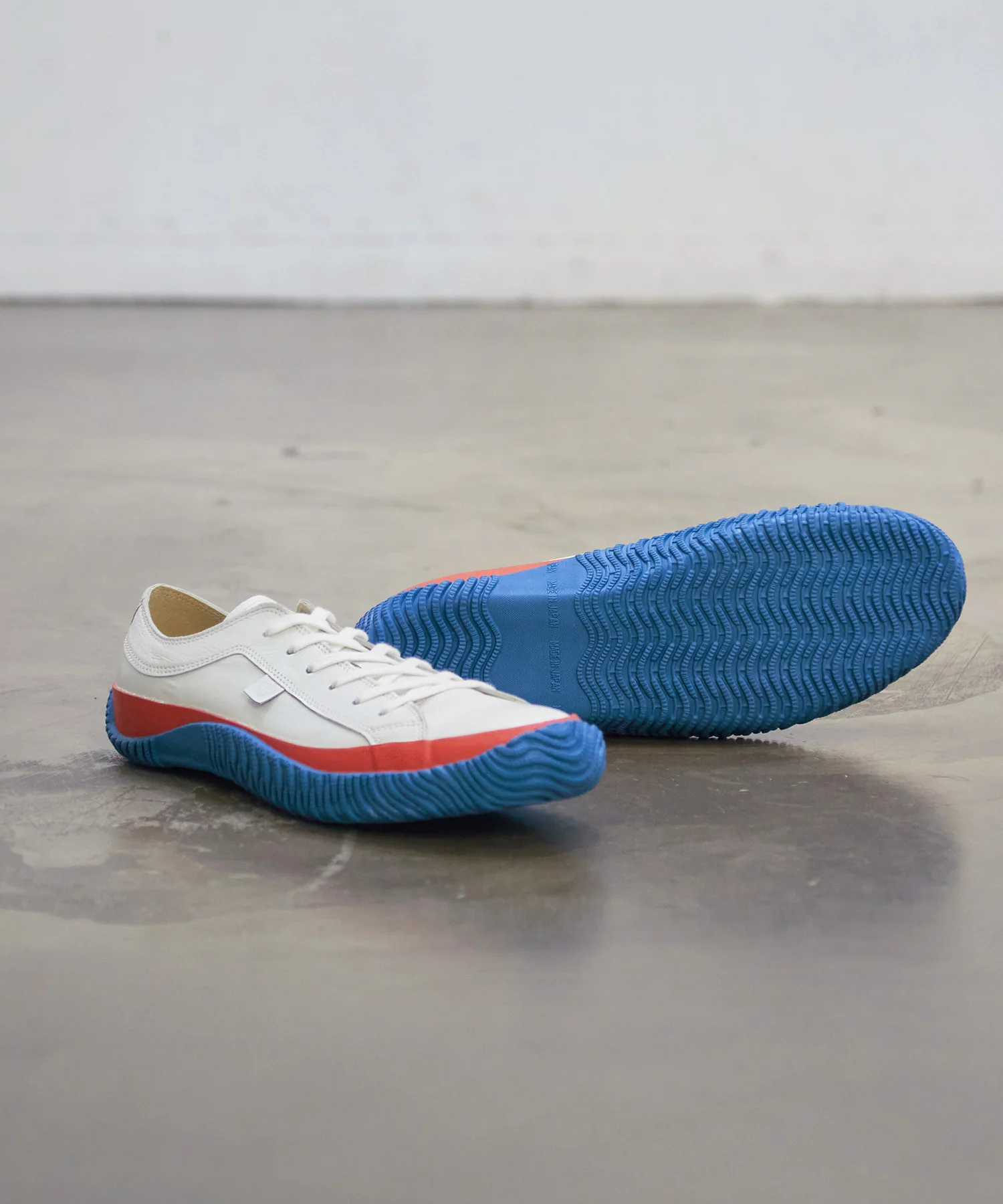 SP-110 White/Blue - Image 9