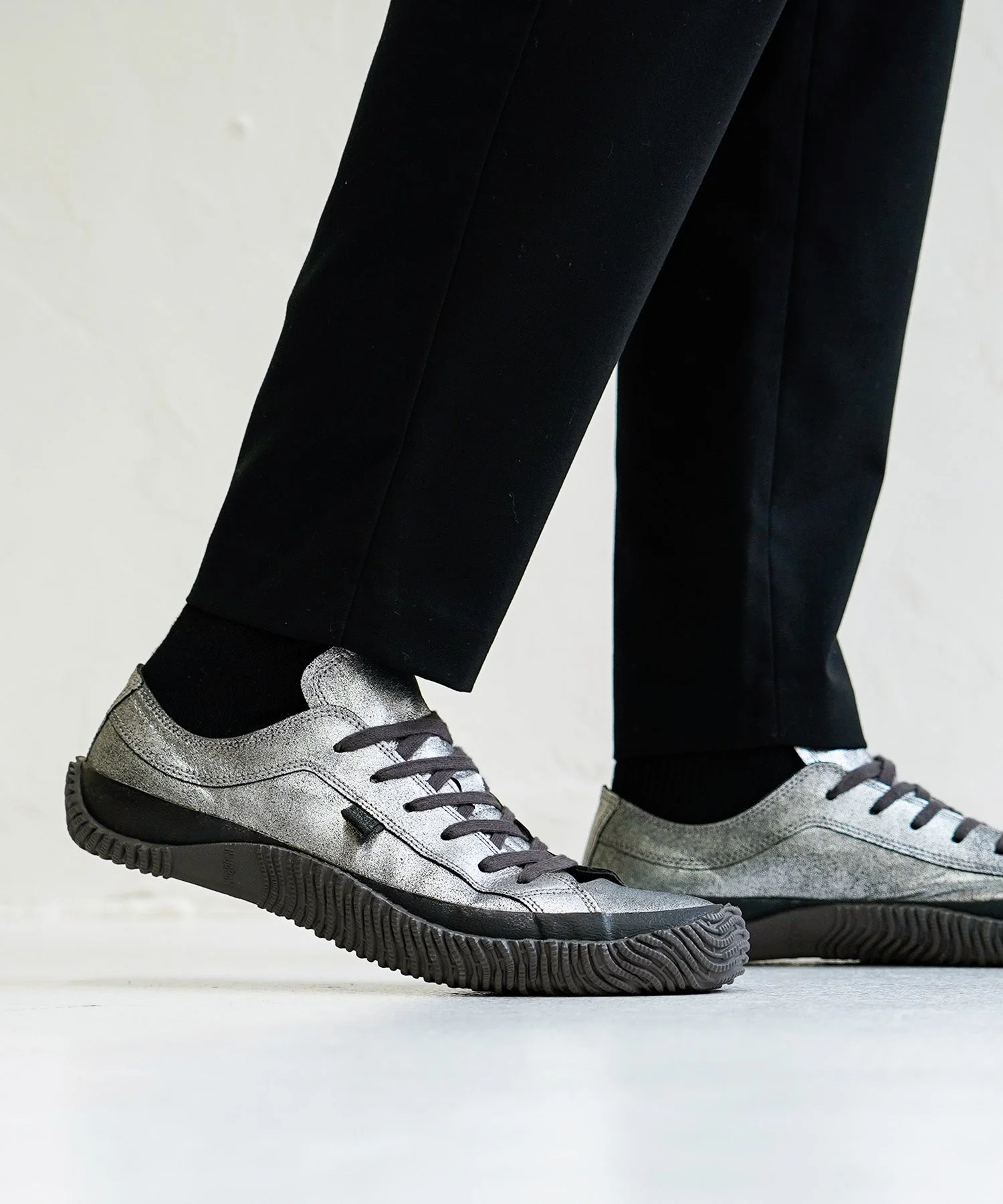 SP-110V Gunmetal - Image 10