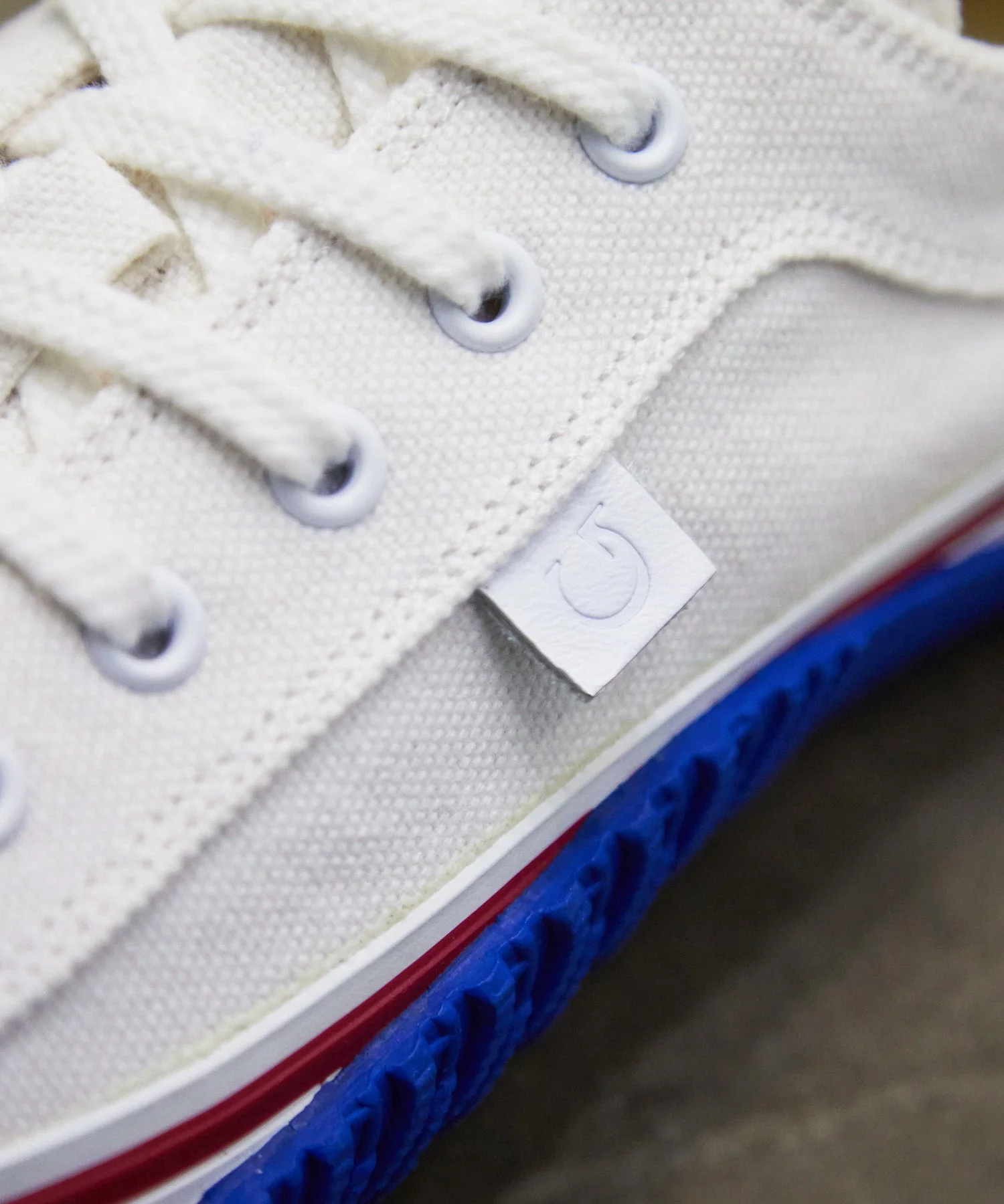 SP-141 Tricolor - Image 9
