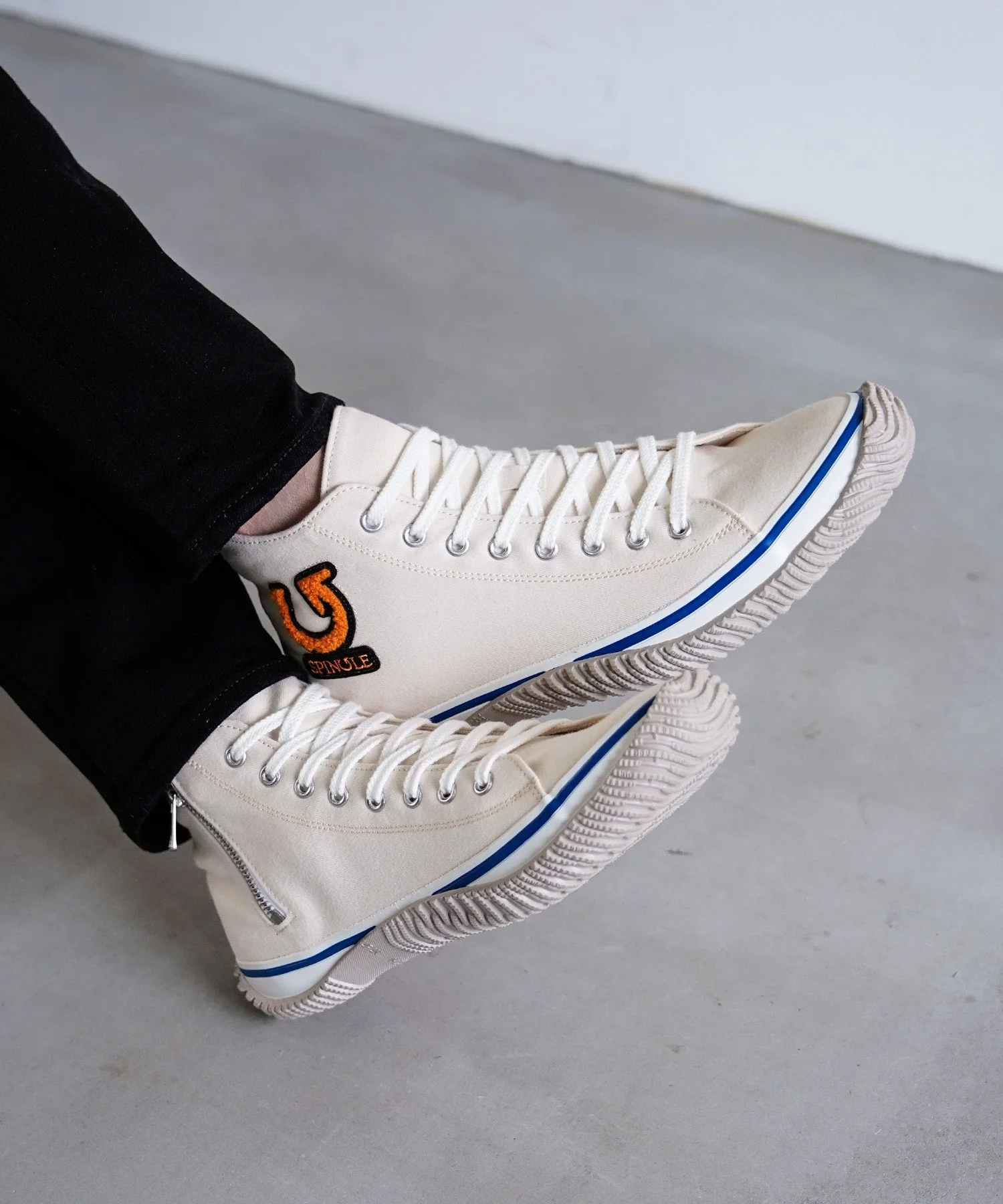 SP-1415 White/Orange - Image 9
