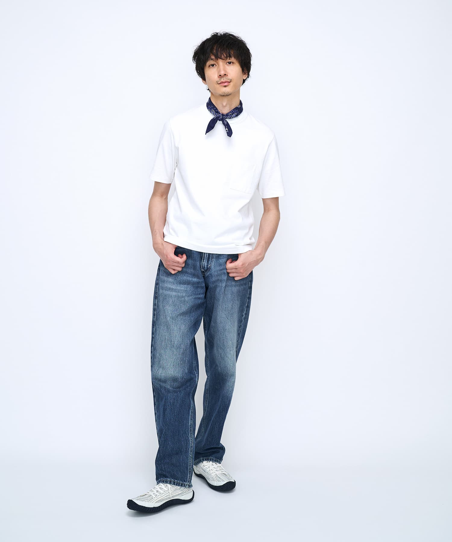 SP-141IL White/Navy - Image 12