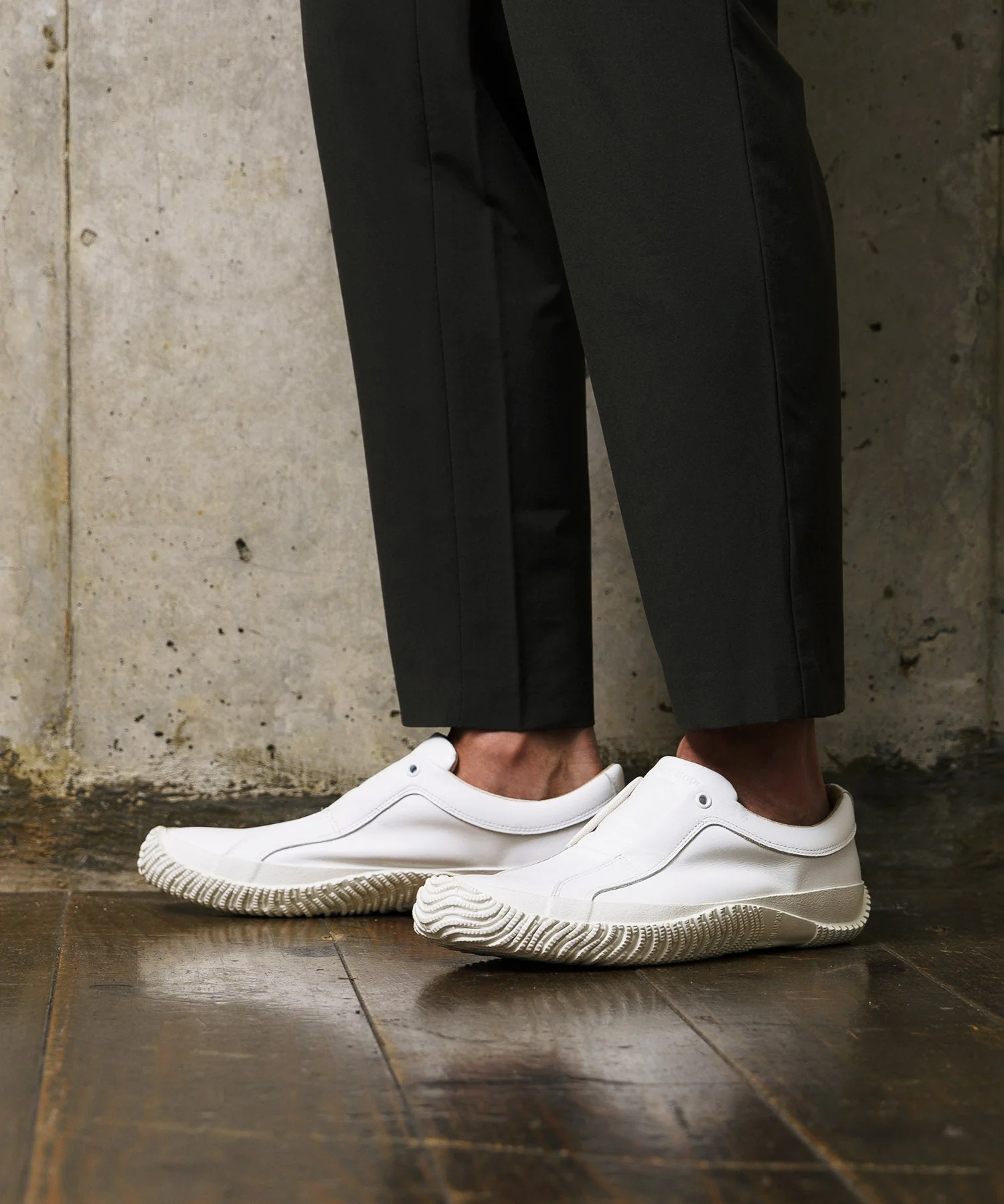 SP-166 White - Image 8