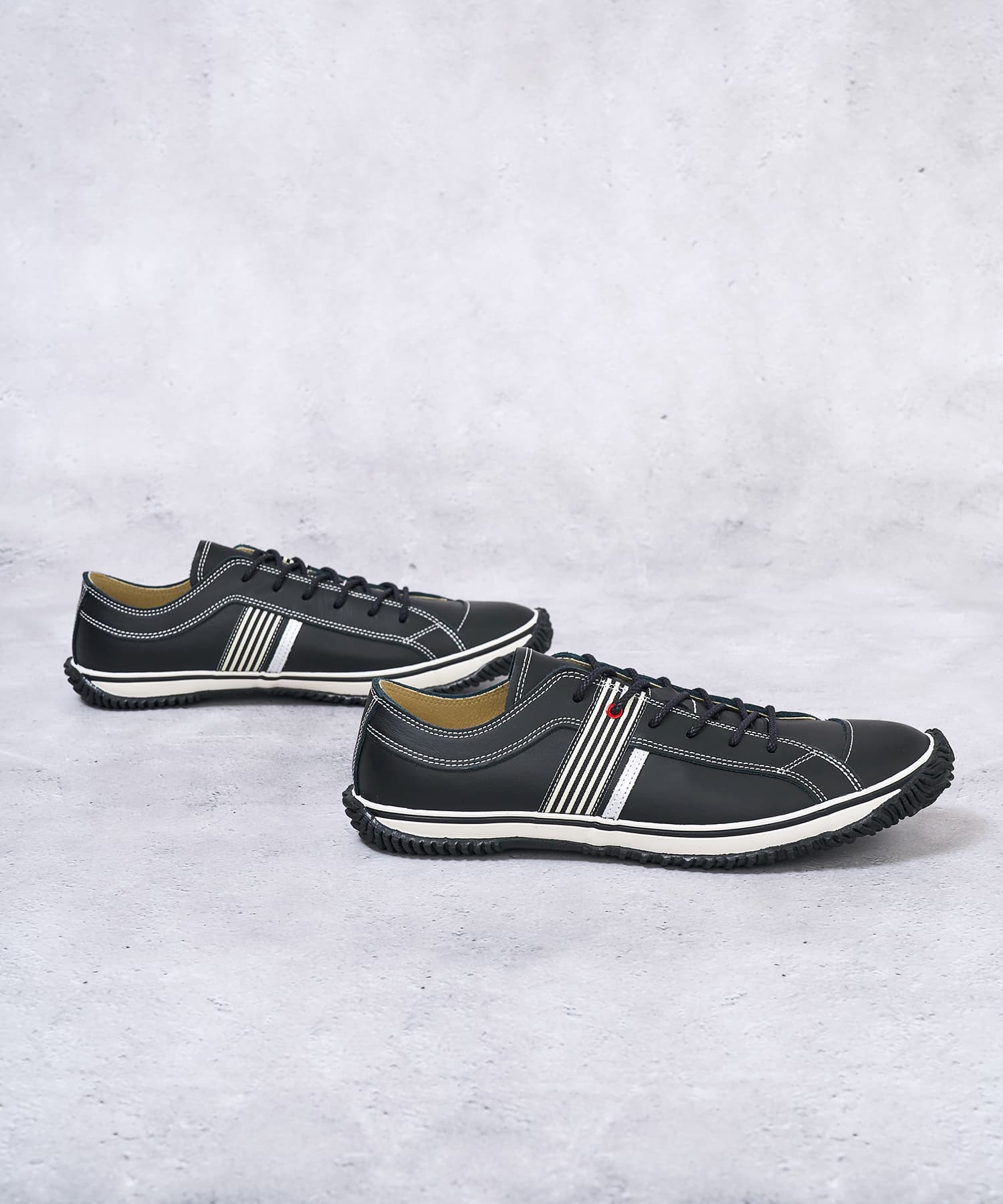 SP-168 Black/White - Image 8