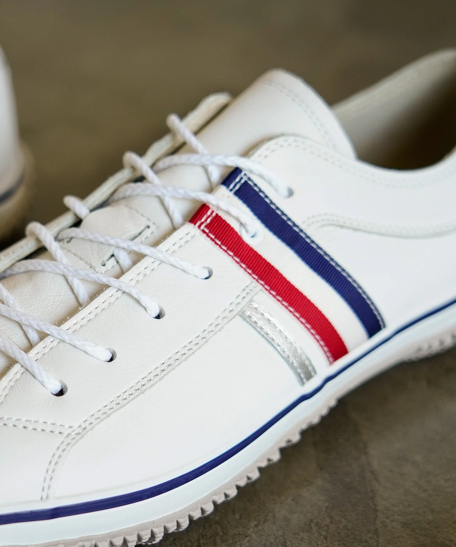 SP-168 Tricolor - Image 8