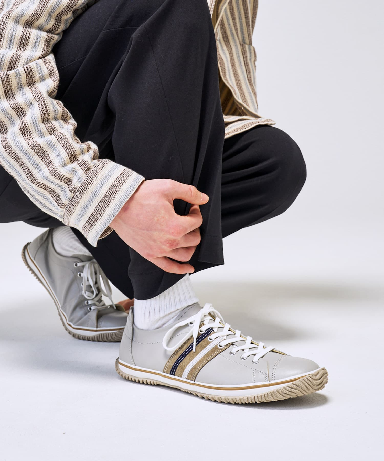 SP-198 Light Gray - Image 10
