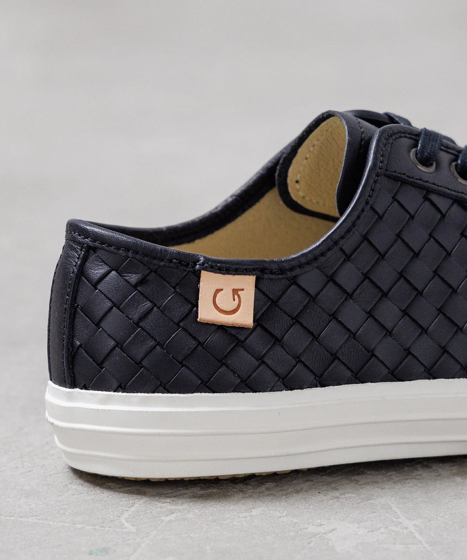 SP-384 Black - Image 10