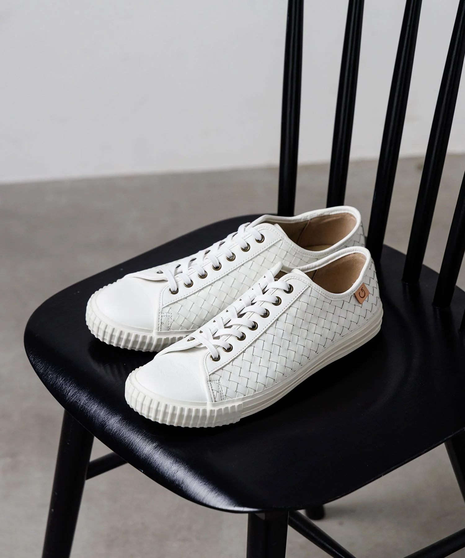 SP-384 White - Image 7