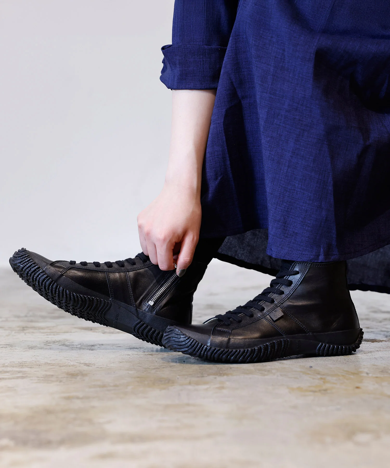 SP-443 Black - Image 17