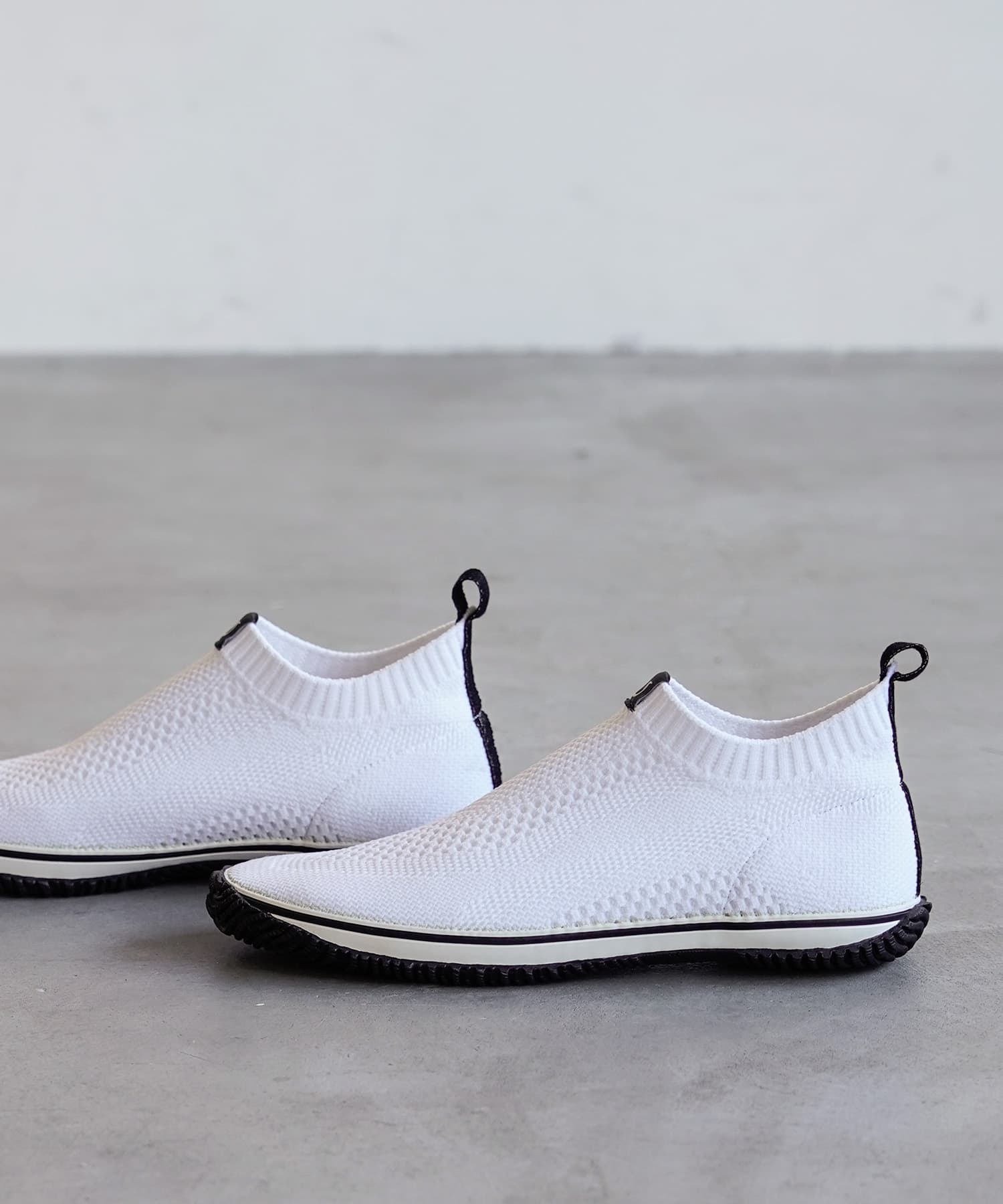 SP-528 White/Black - Image 8