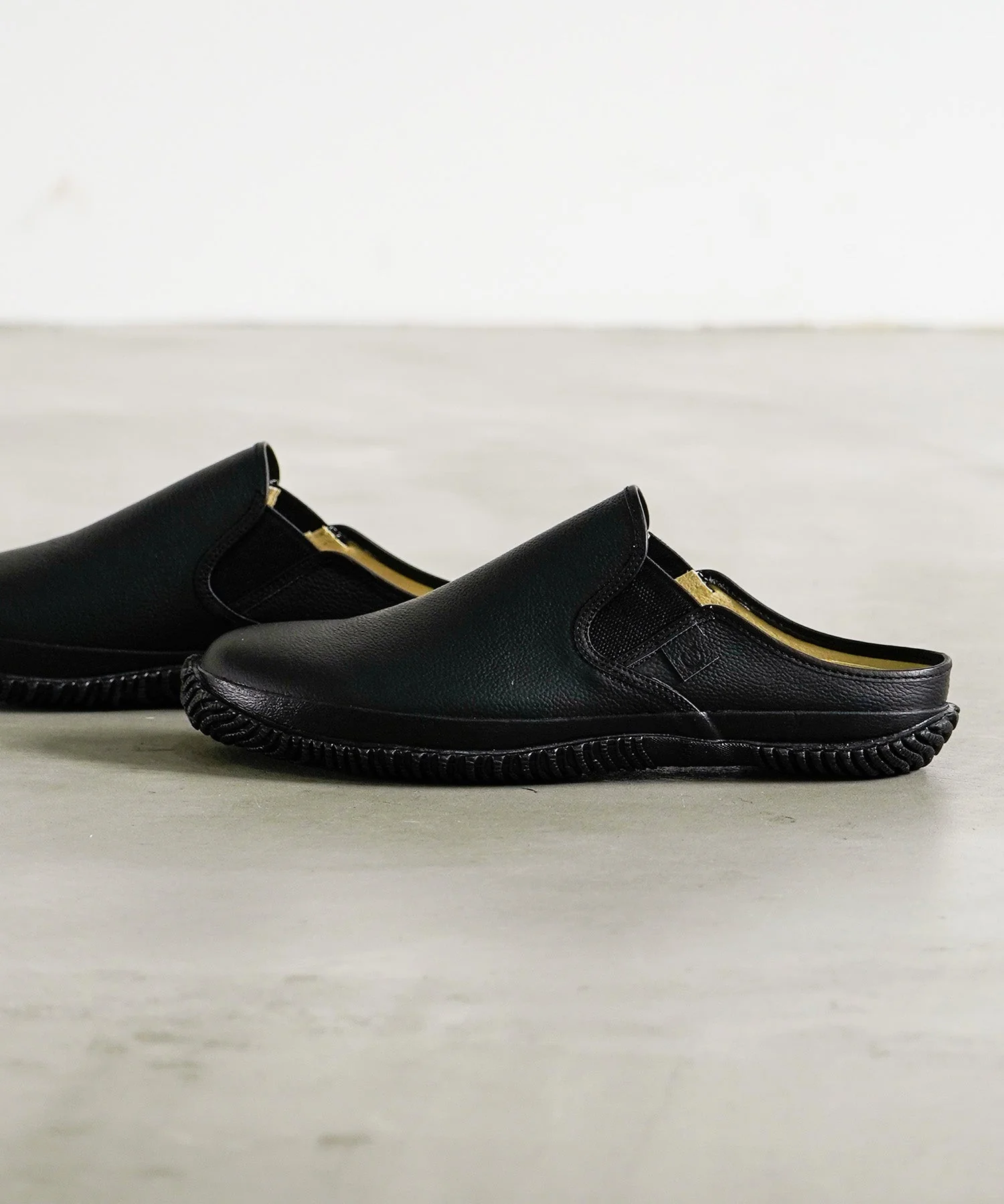SP-725 Black/Black - Image 8